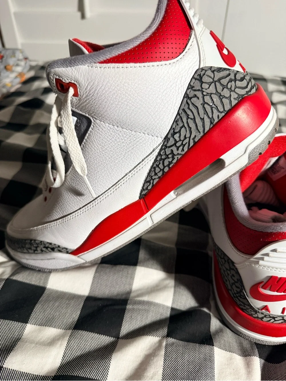 Air Jordan 3 Fire Red